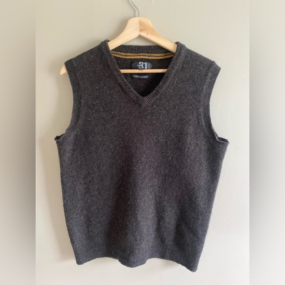 Le31 Simons Men’s Vest 100% Lambs Wool Brown Preppy Office Sleeveless Sweater XL